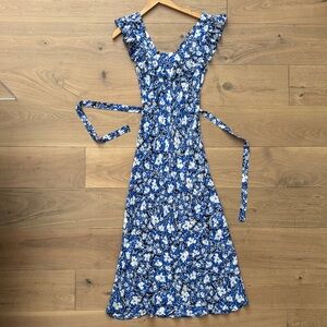 Realisation Par Blue Floral Ruffled Midi Dress -the Minnie